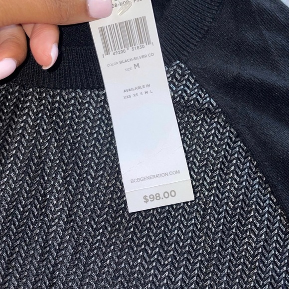 Black BCBG top Size Medium - Picture 2 of 2